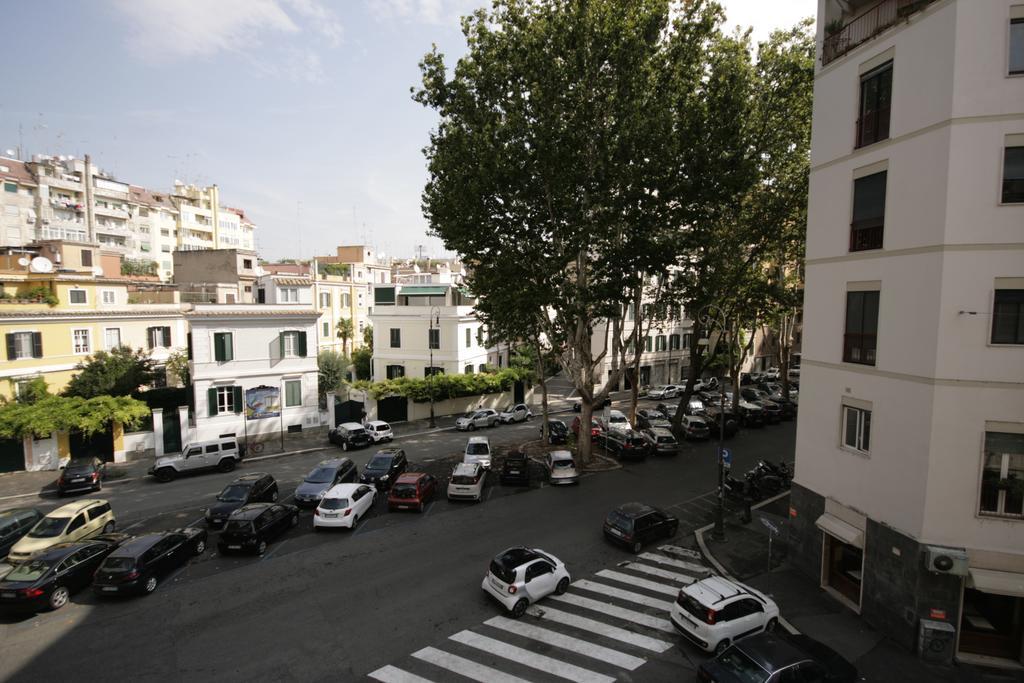 Sinfonia Sul Tevere Рим Экстерьер фото